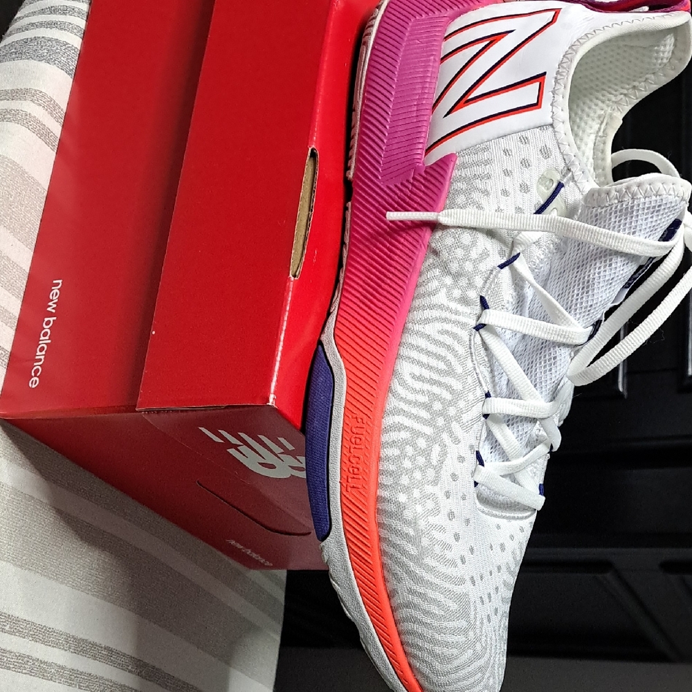 New Balance Women's White and Purple Athletic Shoes